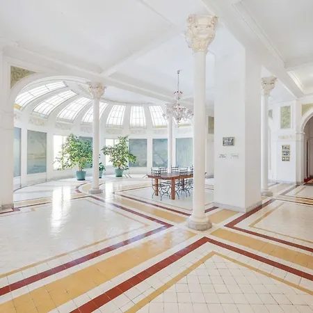 Le Winter - - Parking Prive - Palace -wifi *