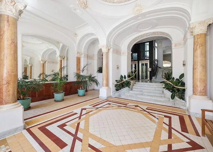 Le Winter - - Parking Privé - Palace -wifi * Menton