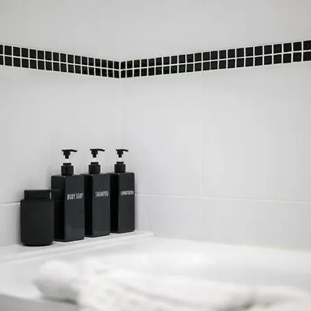 Apartment Le Winter Palace - - Parking Prive - Palace - Wifi Menton